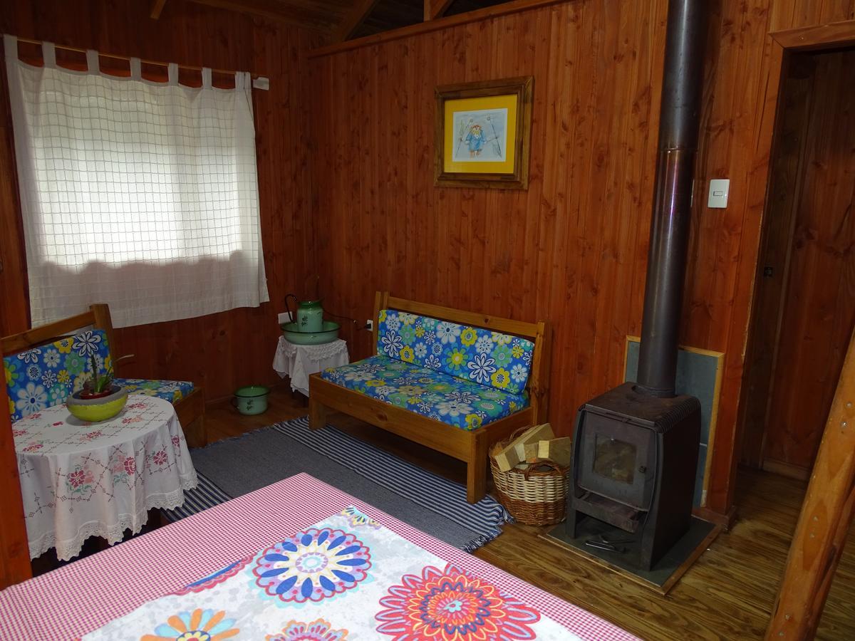 Cabanas Las Hortensias Hotel Niebla Luaran gambar